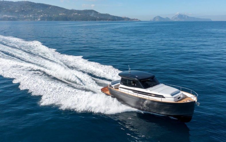 Apreamare - Gozzo 38 Cabin_Island Yachts Broker