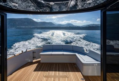 Apreamare - Gozzo 38 Cabin Int (13)_Island Yachts Broker